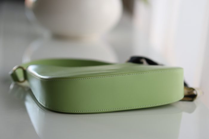 Damen Leder Handtasche – echtes Leder, mit passenden Tuch – Bild 6
