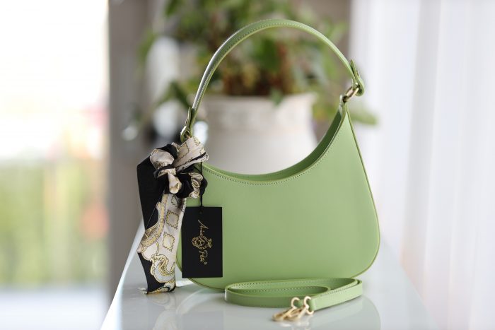 Damen Leder Handtasche – echtes Leder, mit passenden Tuch – Bild 3