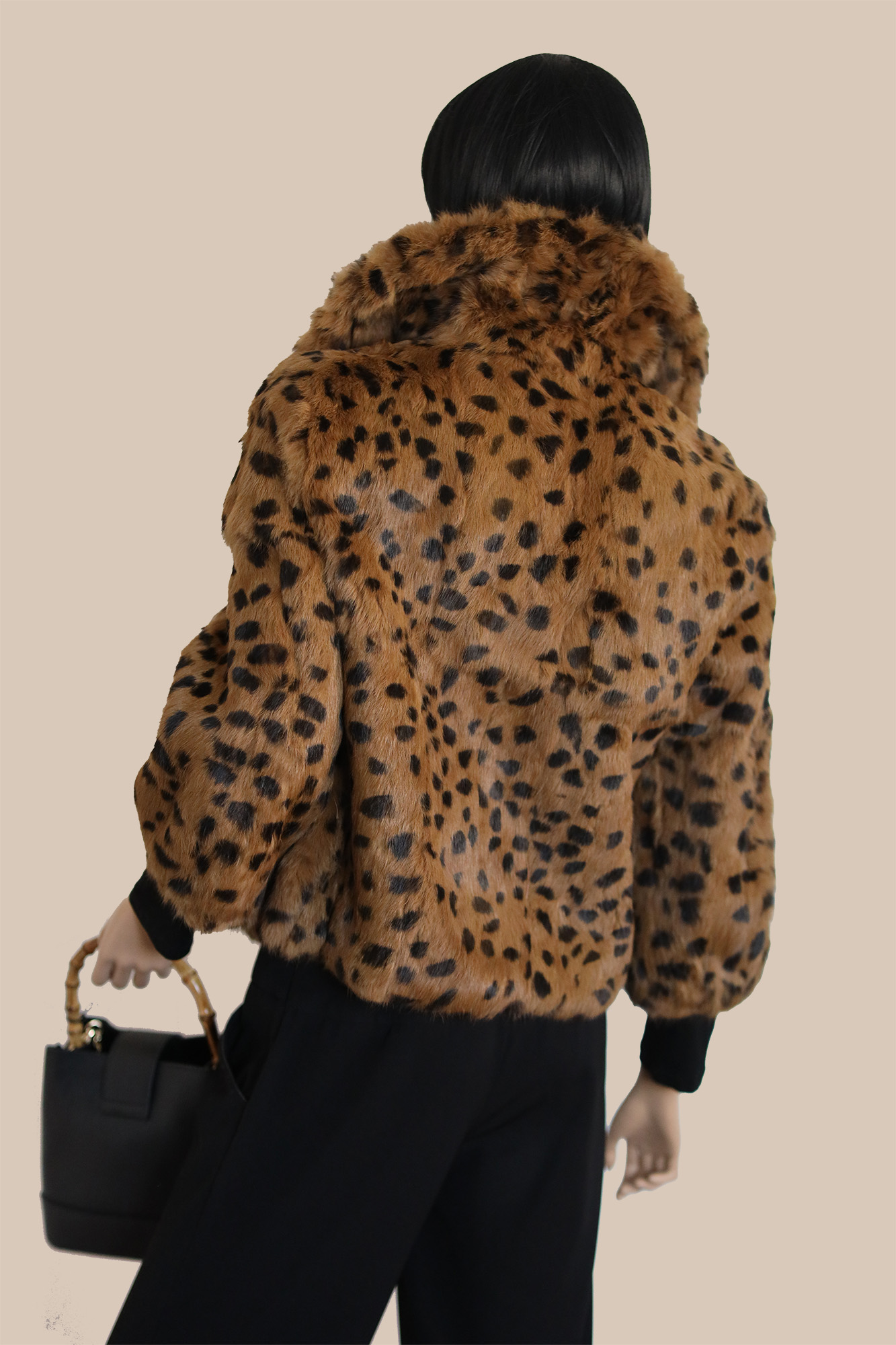 Exklusive Damen Pelzjacke in Leopardenmuster - Arias De Petri, Echtpelz